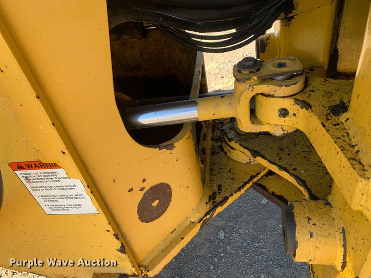 image for item DP8681 2002 Komatsu WA250-3MC  wheel loader