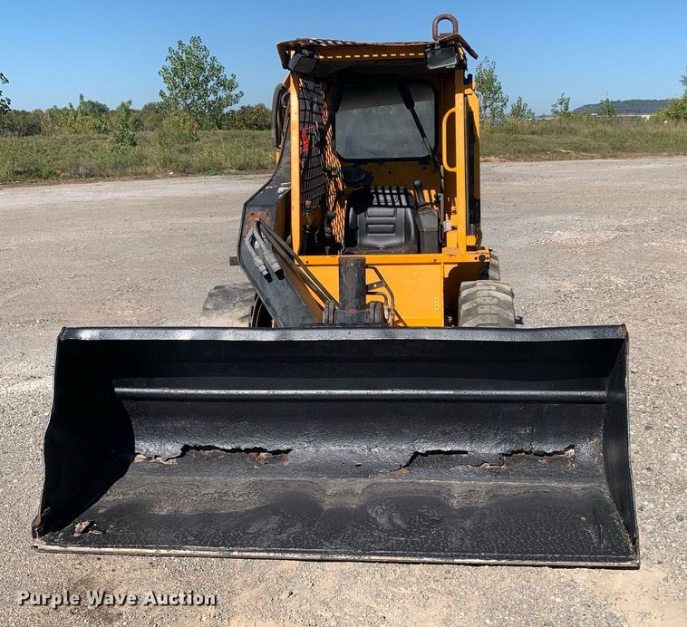 image for item DP8682 1999 JCB 165  skid steer loader