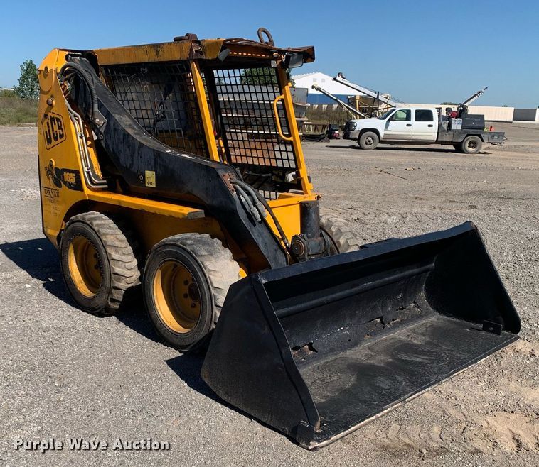 image for item DP8682 1999 JCB 165  skid steer loader