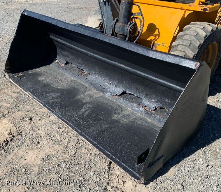 image for item DP8682 1999 JCB 165  skid steer loader