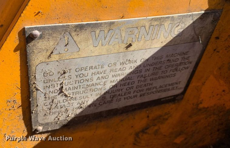 image for item DP8682 1999 JCB 165  skid steer loader