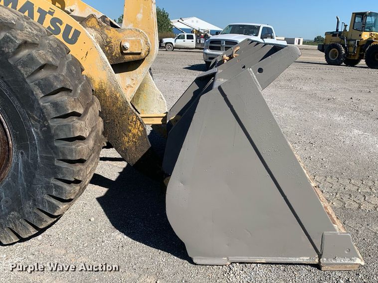 image for item DP8683 2002 Komatsu WA250-3MC  wheel loader