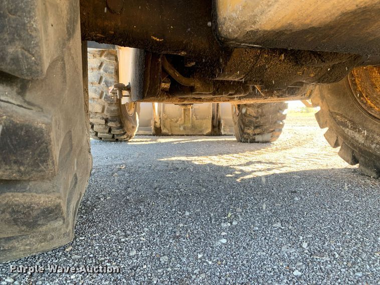 image for item DP8683 2002 Komatsu WA250-3MC  wheel loader