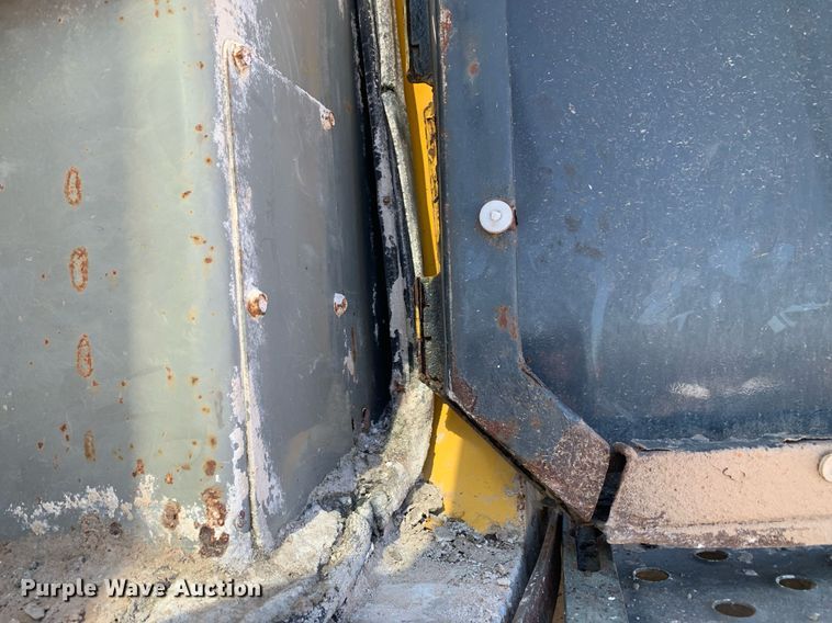 image for item DP8683 2002 Komatsu WA250-3MC  wheel loader