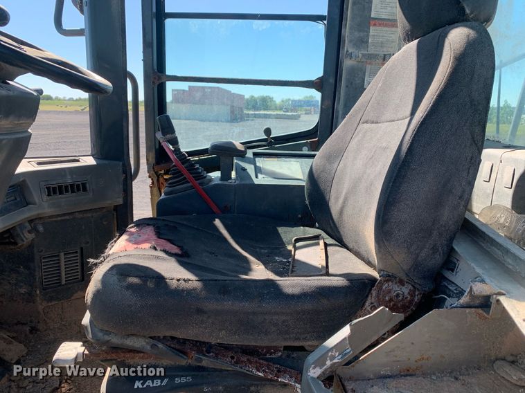 image for item DP8683 2002 Komatsu WA250-3MC  wheel loader