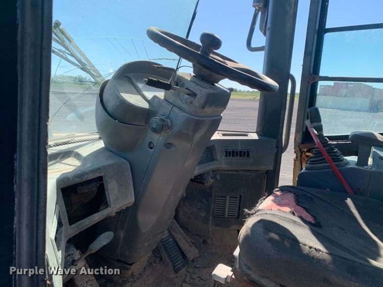 image for item DP8683 2002 Komatsu WA250-3MC  wheel loader