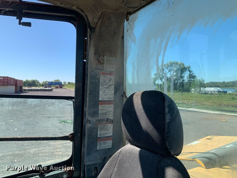 image for item DP8683 2002 Komatsu WA250-3MC  wheel loader