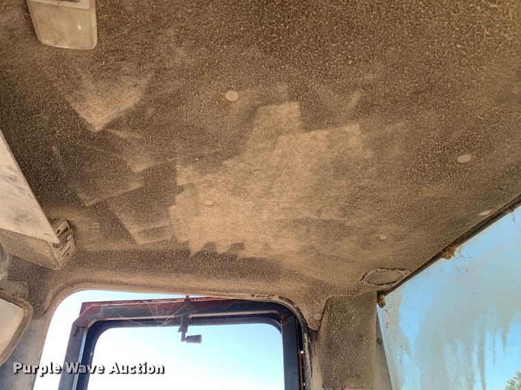 image for item DP8683 2002 Komatsu WA250-3MC  wheel loader