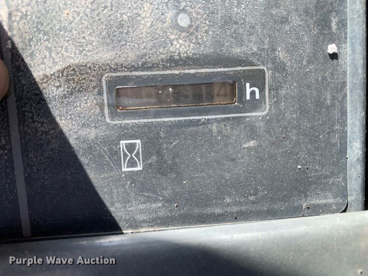 image for item DP8683 2002 Komatsu WA250-3MC  wheel loader