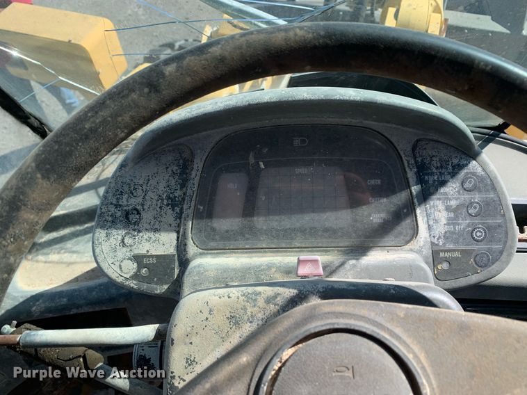 image for item DP8683 2002 Komatsu WA250-3MC  wheel loader