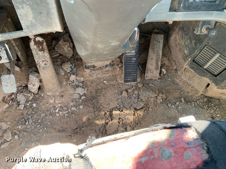 image for item DP8683 2002 Komatsu WA250-3MC  wheel loader