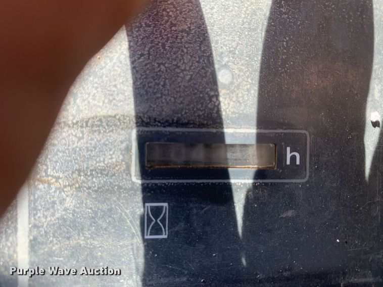 image for item DP8683 2002 Komatsu WA250-3MC  wheel loader