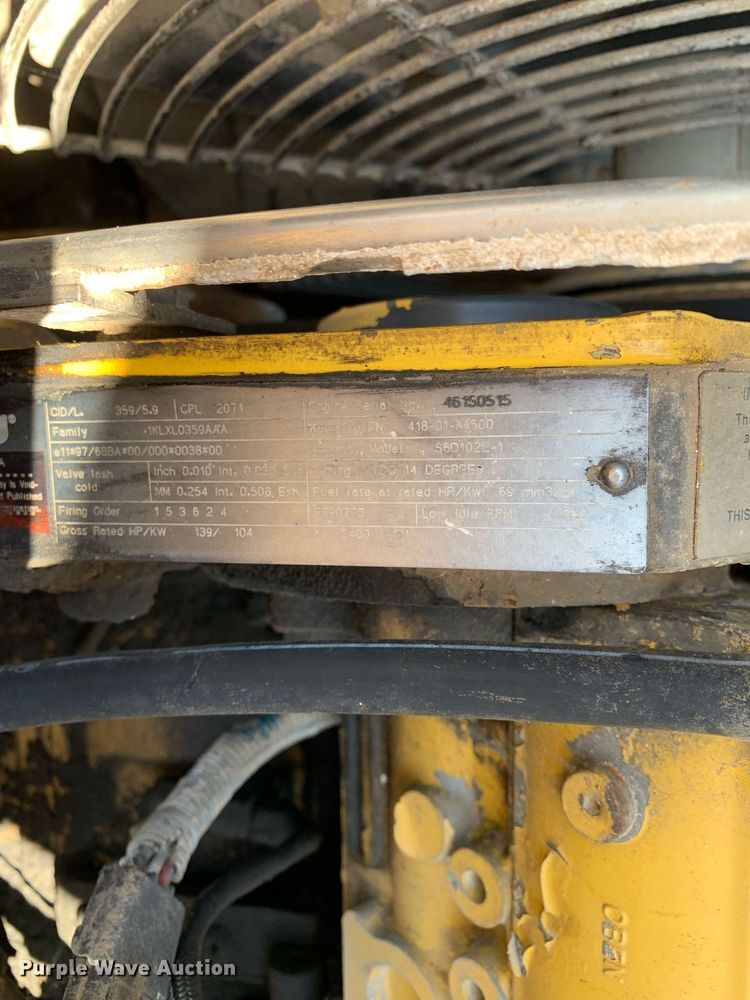 image for item DP8683 2002 Komatsu WA250-3MC  wheel loader