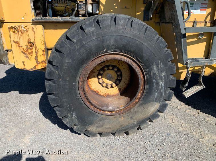image for item DP8683 2002 Komatsu WA250-3MC  wheel loader