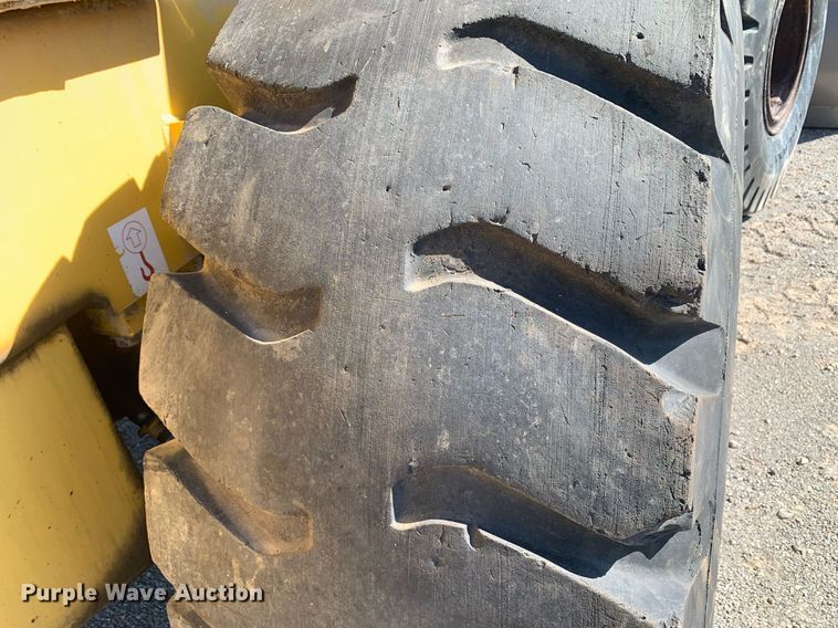 image for item DP8683 2002 Komatsu WA250-3MC  wheel loader
