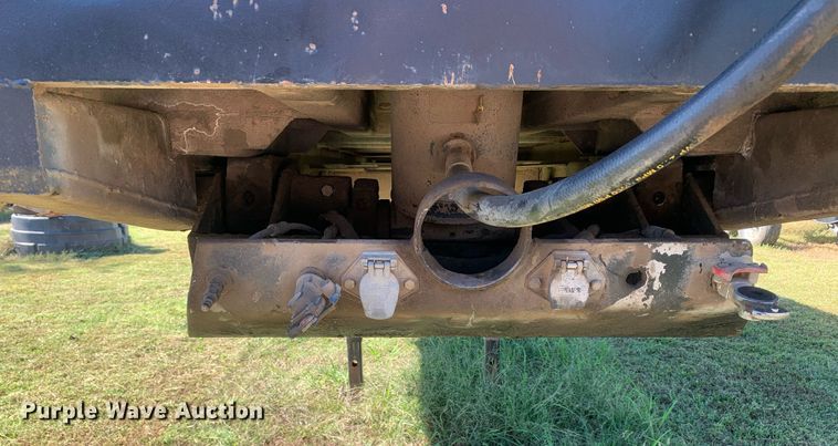 image for item DP8685 2005 Hilbilt 26-26HDMT  end dump trailer