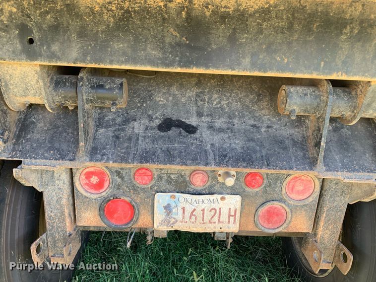 image for item DP8685 2005 Hilbilt 26-26HDMT  end dump trailer