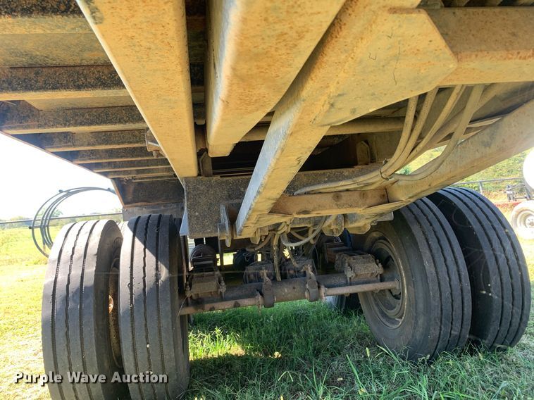 image for item DP8685 2005 Hilbilt 26-26HDMT  end dump trailer
