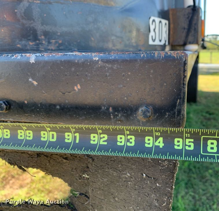 image for item DP8685 2005 Hilbilt 26-26HDMT  end dump trailer