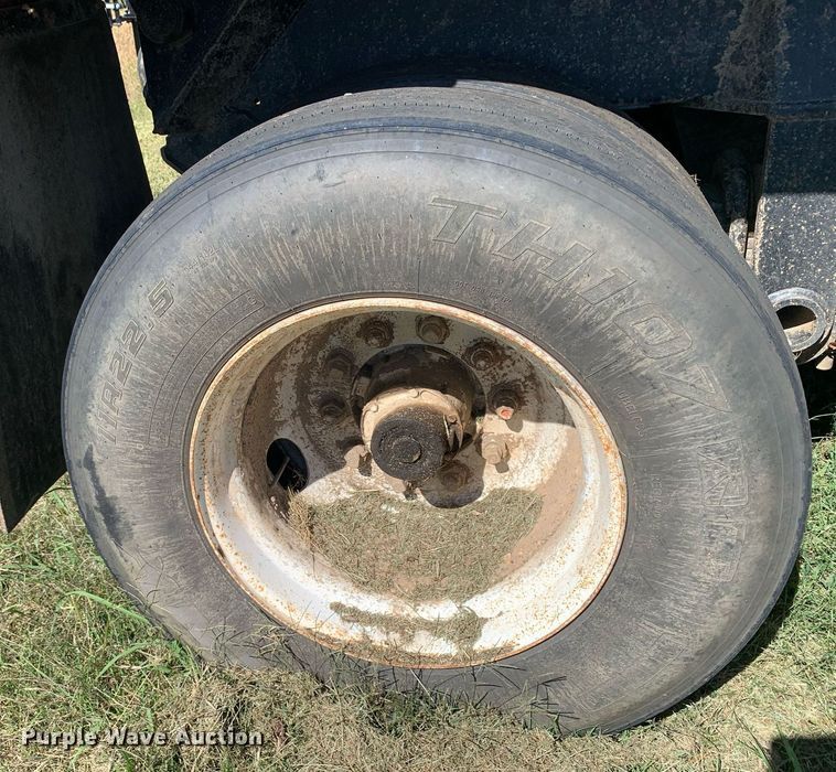 image for item DP8685 2005 Hilbilt 26-26HDMT  end dump trailer