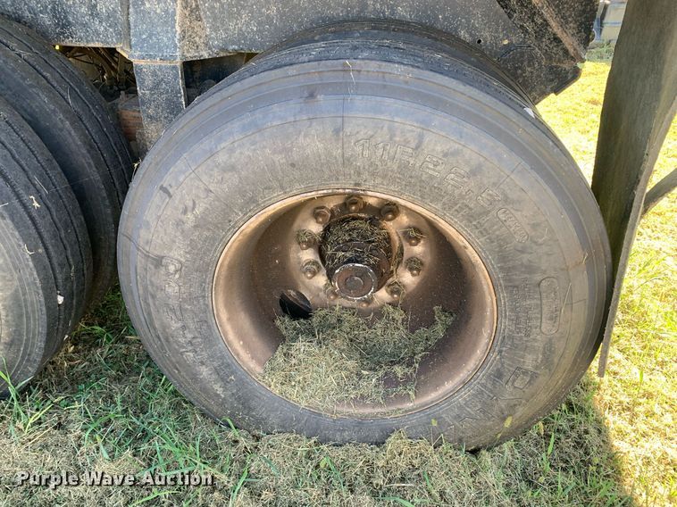 image for item DP8685 2005 Hilbilt 26-26HDMT  end dump trailer