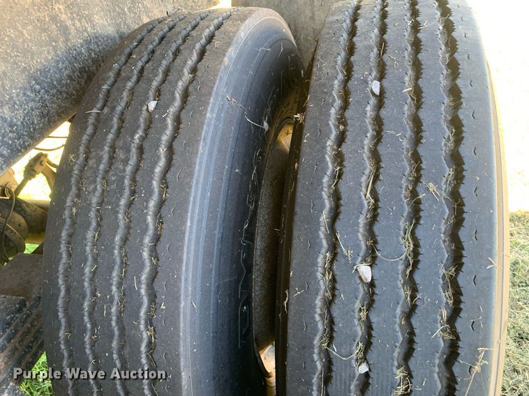 image for item DP8685 2005 Hilbilt 26-26HDMT  end dump trailer