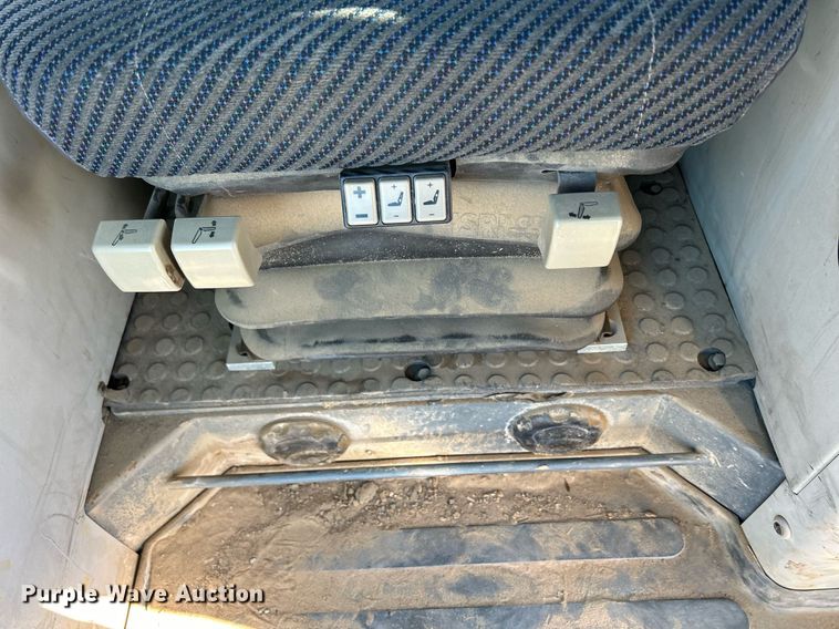 image for item DQ0962 2010 Liebherr  PR734 LGP dozer