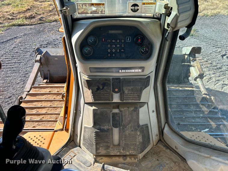 image for item DQ0962 2010 Liebherr  PR734 LGP dozer