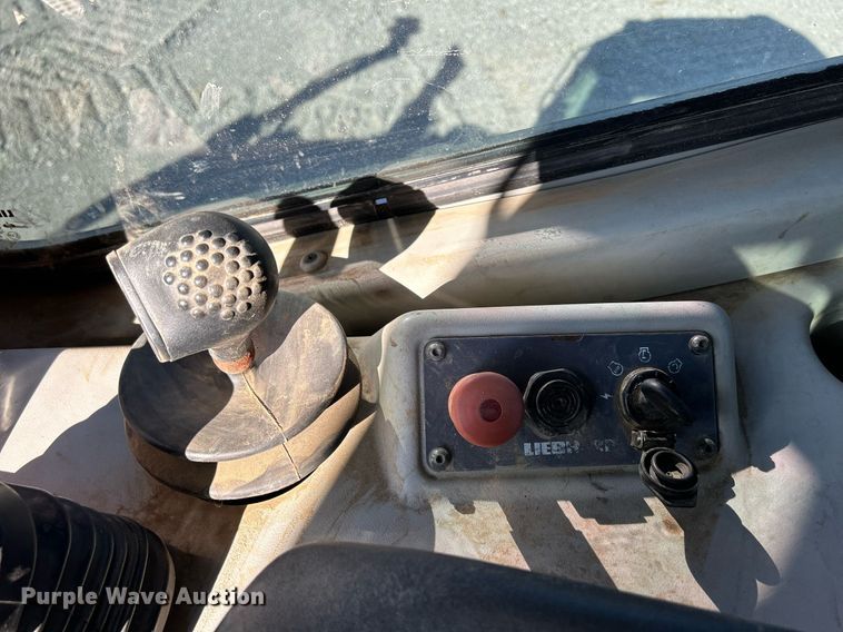 image for item DQ0962 2010 Liebherr  PR734 LGP dozer