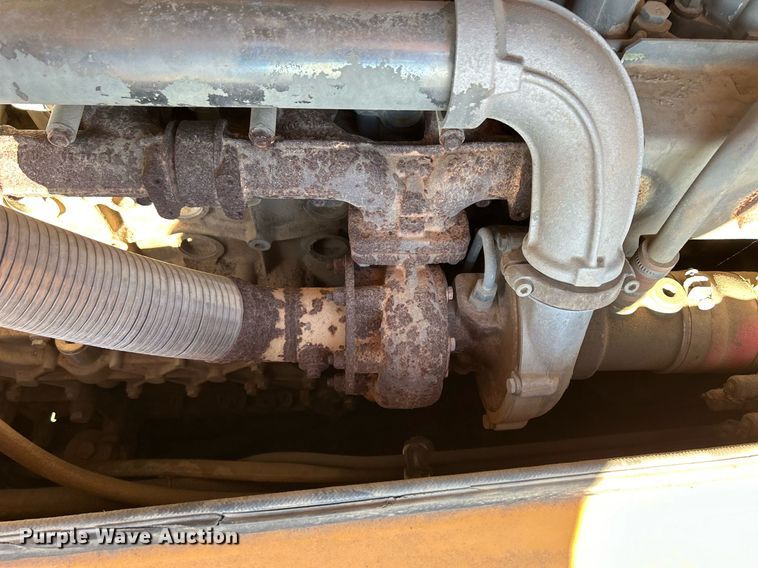 image for item DQ0962 2010 Liebherr  PR734 LGP dozer