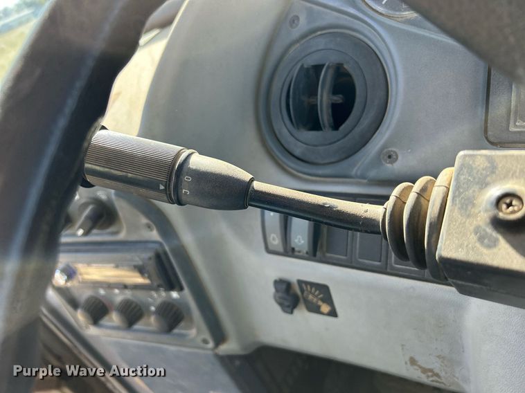 image for item DQ0963 2005 Terex TA30  haul truck