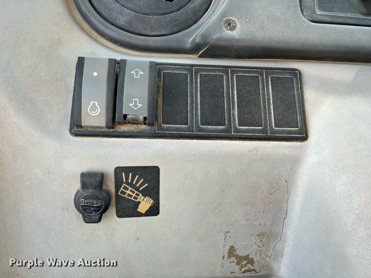 image for item DQ0963 2005 Terex TA30  haul truck