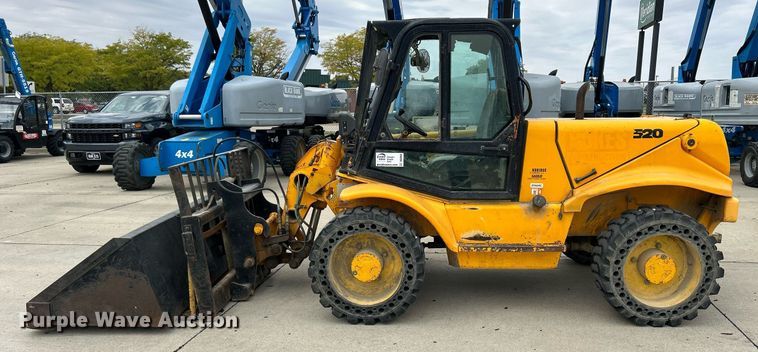 image for item DQ0968 1998 JCB 520  telehandler