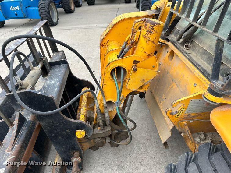 image for item DQ0968 1998 JCB 520  telehandler