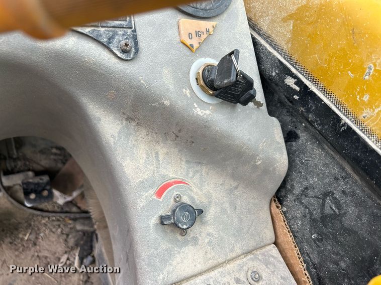 image for item DQ0968 1998 JCB 520  telehandler