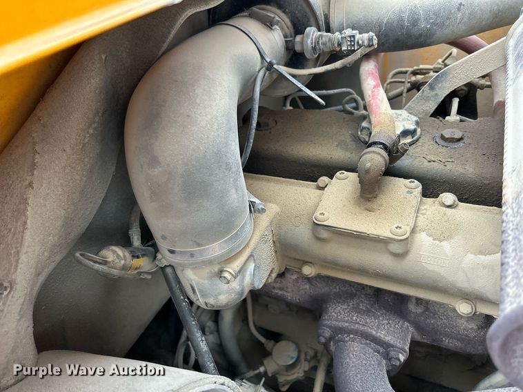 image for item DQ0968 1998 JCB 520  telehandler