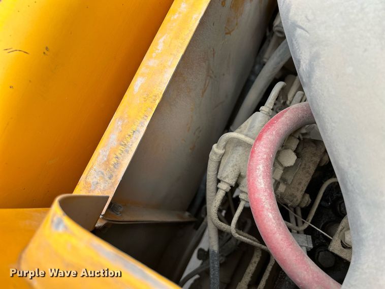 image for item DQ0968 1998 JCB 520  telehandler