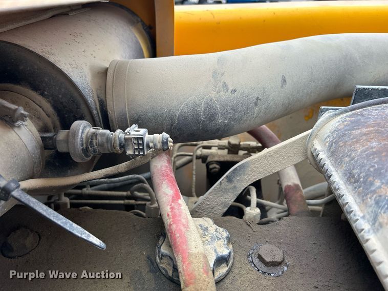 image for item DQ0968 1998 JCB 520  telehandler