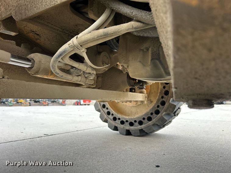 image for item DQ0968 1998 JCB 520  telehandler