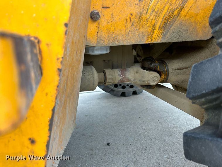 image for item DQ0968 1998 JCB 520  telehandler