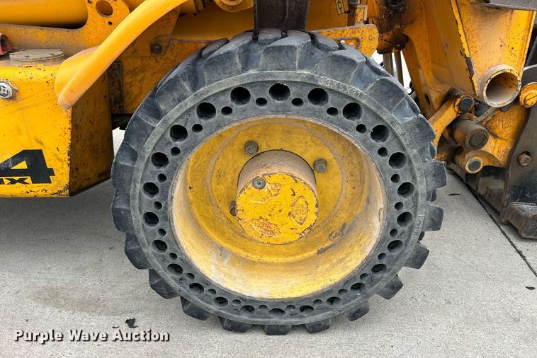 image for item DQ0968 1998 JCB 520  telehandler