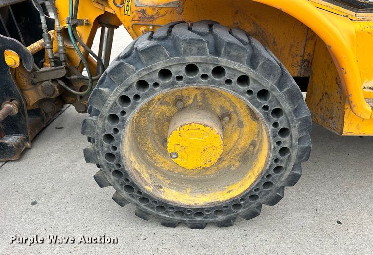 image for item DQ0968 1998 JCB 520  telehandler