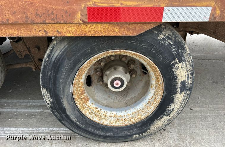 image for item DQ1003 2001 Load King 253TT  tilt deck equipment trailer