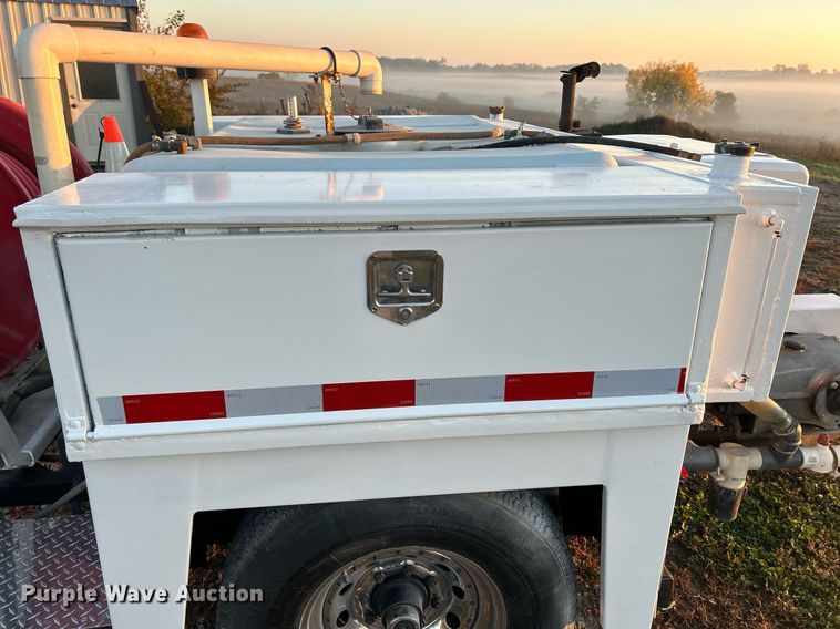 image for item DQ1005 2004 U.S. Jetting 4018 300 TRL  sewer jetter trailer
