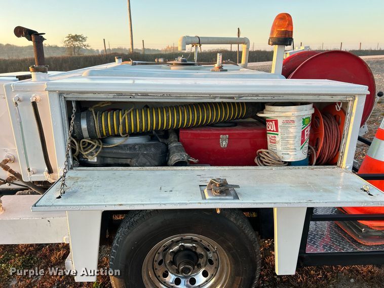 image for item DQ1005 2004 U.S. Jetting 4018 300 TRL  sewer jetter trailer