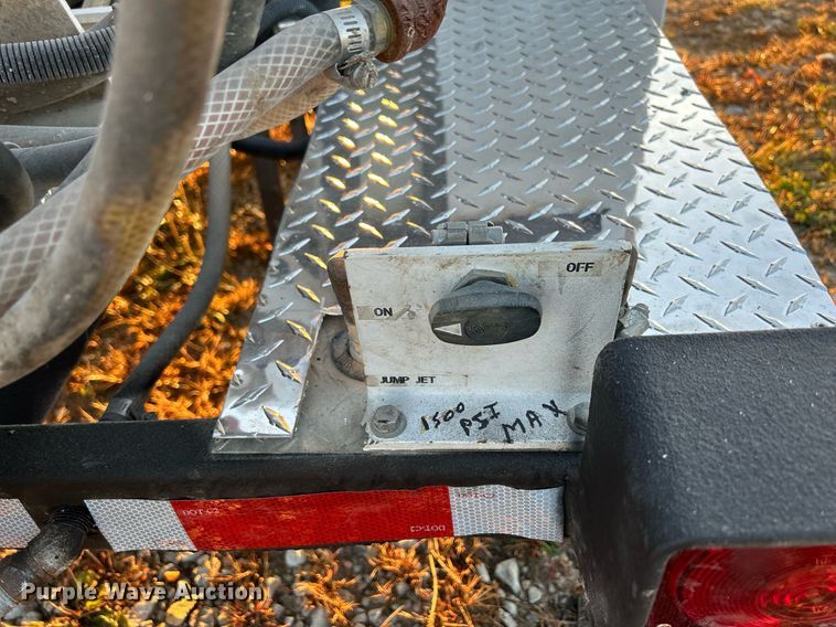 image for item DQ1005 2004 U.S. Jetting 4018 300 TRL  sewer jetter trailer