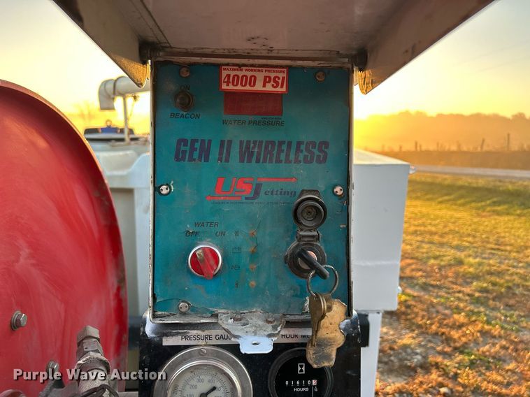 image for item DQ1005 2004 U.S. Jetting 4018 300 TRL  sewer jetter trailer