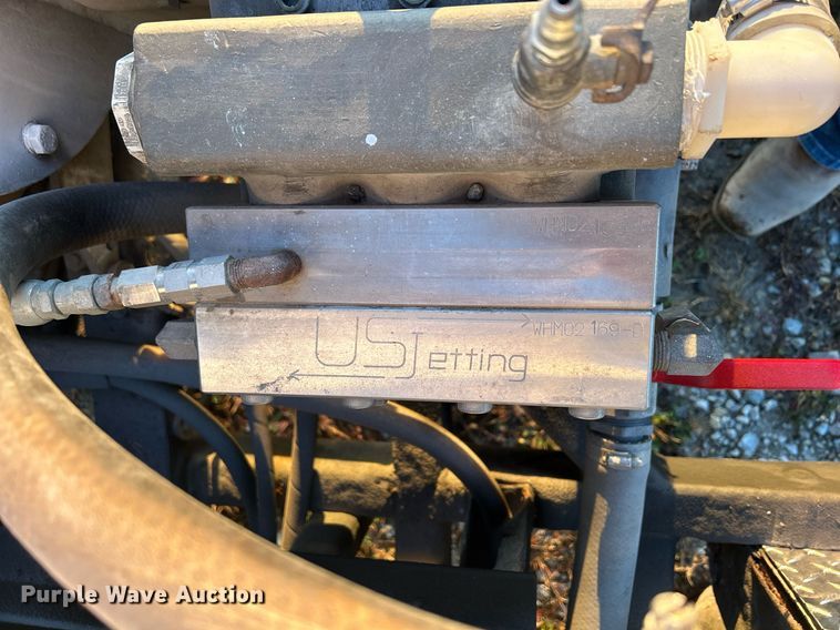 image for item DQ1005 2004 U.S. Jetting 4018 300 TRL  sewer jetter trailer