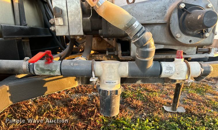 image for item DQ1005 2004 U.S. Jetting 4018 300 TRL  sewer jetter trailer