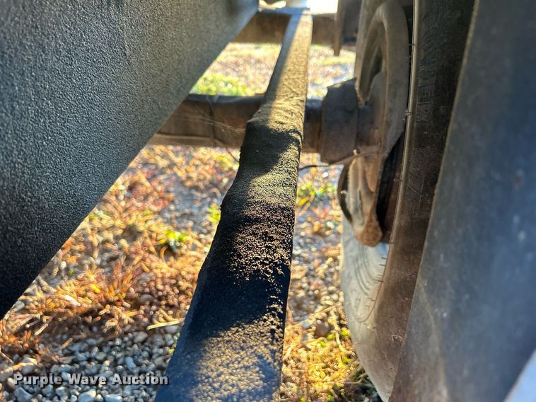 image for item DQ1005 2004 U.S. Jetting 4018 300 TRL  sewer jetter trailer